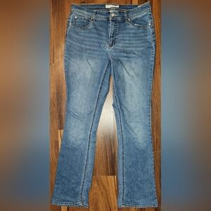 C. Est 1846 Womens Sz 10 Straight Leg Jeans, Gently Worn with No Flaws